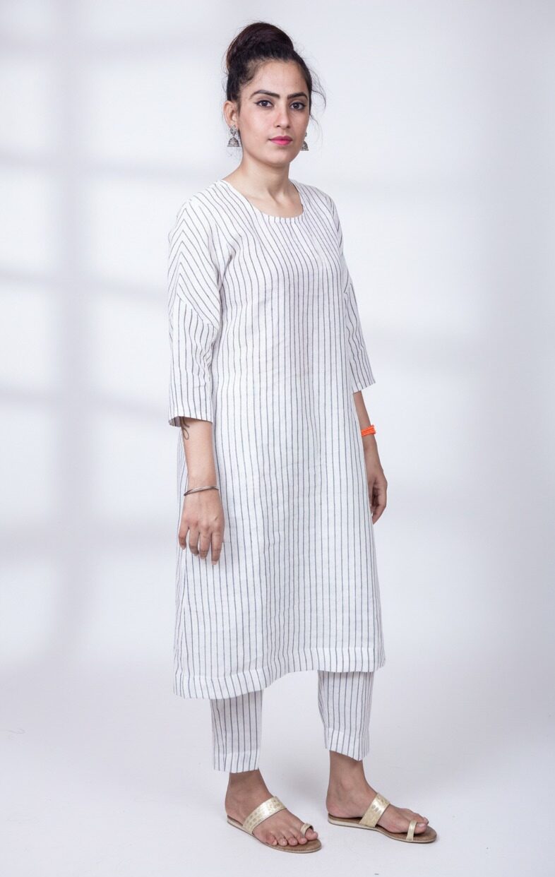 Black and white linen kurta